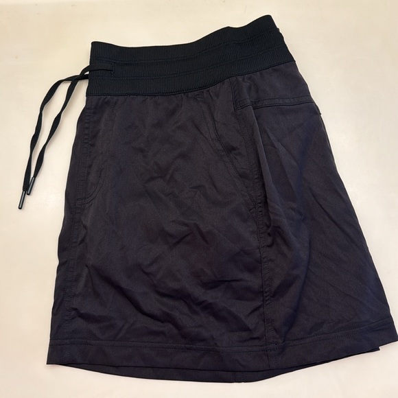The North Face Skirt Shorts Skort - Picture 3 of 10